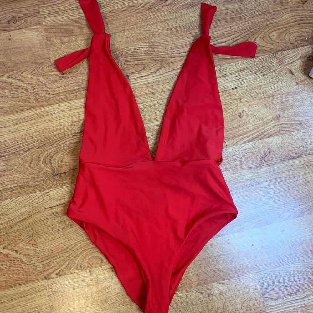 Bathing suit